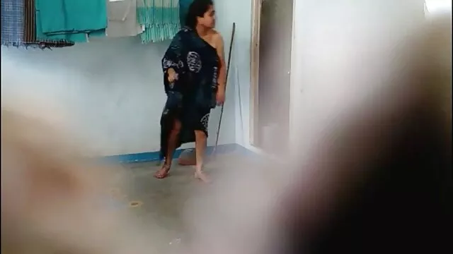 Duży twardy kutas wystający filmy erotyczne do pobrania za darmo ze ściany dla mężczyzn
