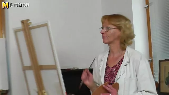 Gangsterzy Pieprzą Gospodynię darmowe filmy erotyczne ze starymi babami Ogromnymi