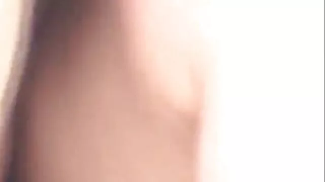 Sąsiedzi obudzili się, zabawki ssą ostre porno filmy darmowe podczas rozmowy przez telefon